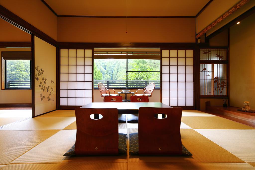 Ryokan Izumoya Yufu Exterior photo